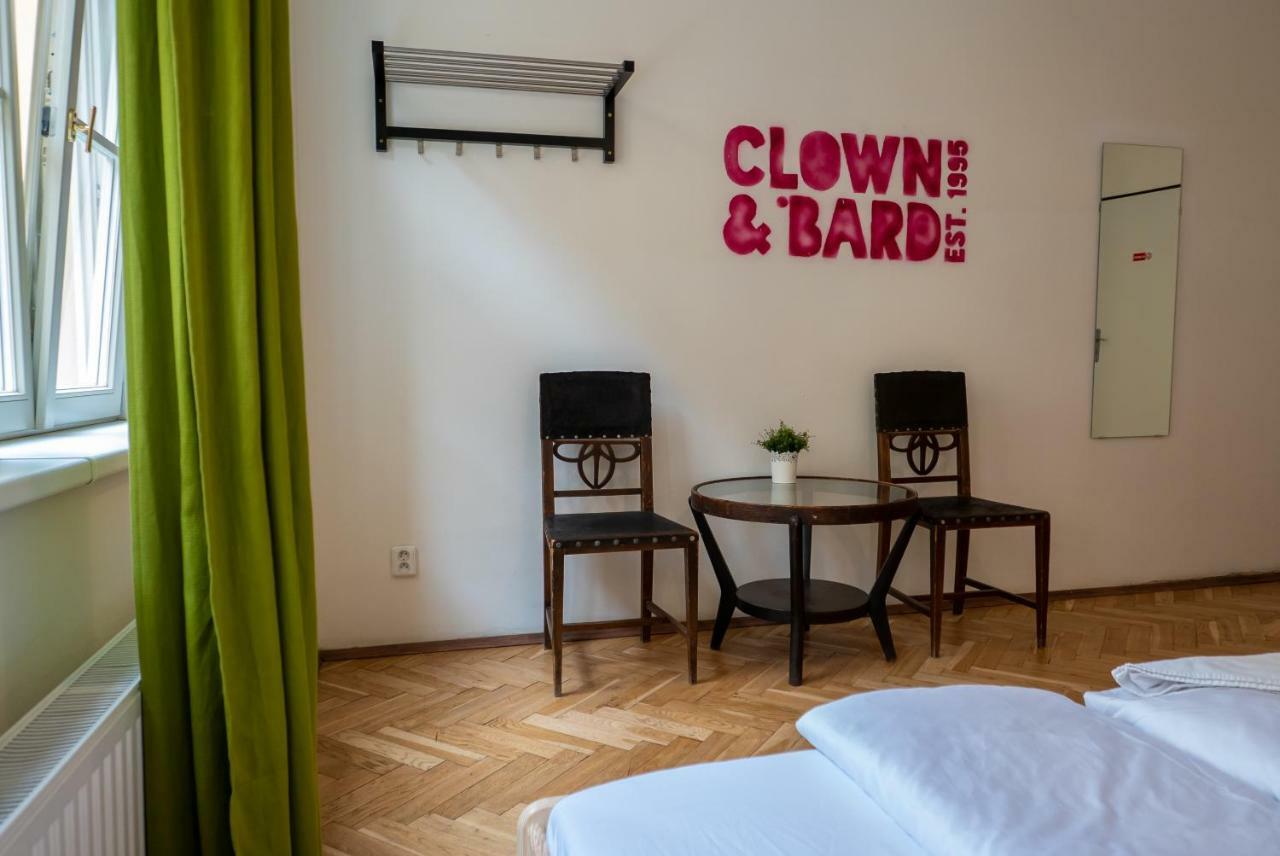 Clown And Bard Hostel Praha Exteriér fotografie